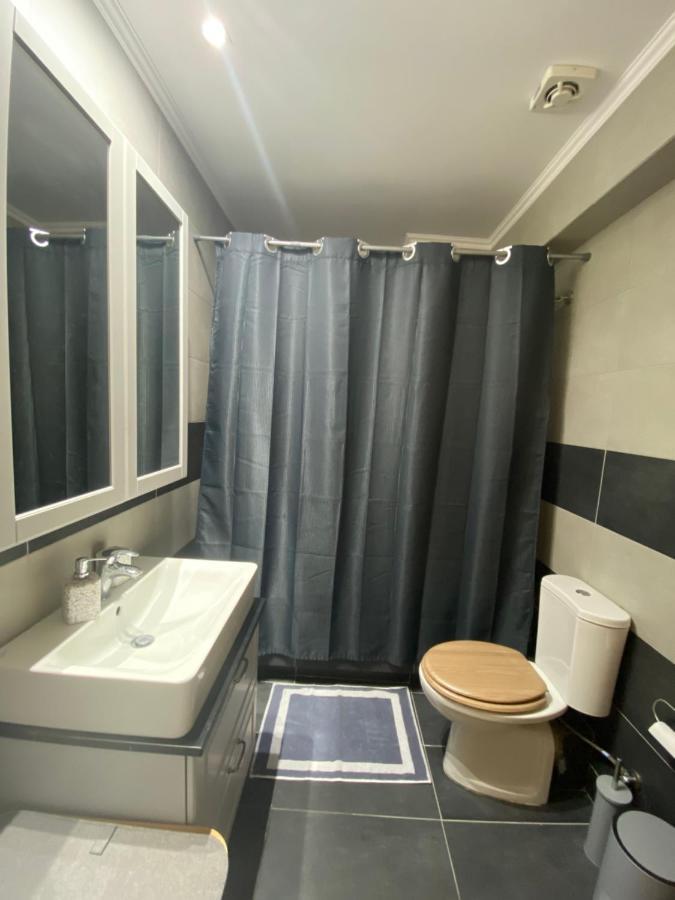 Little John Luxury Apartment ピレウス エクステリア 写真