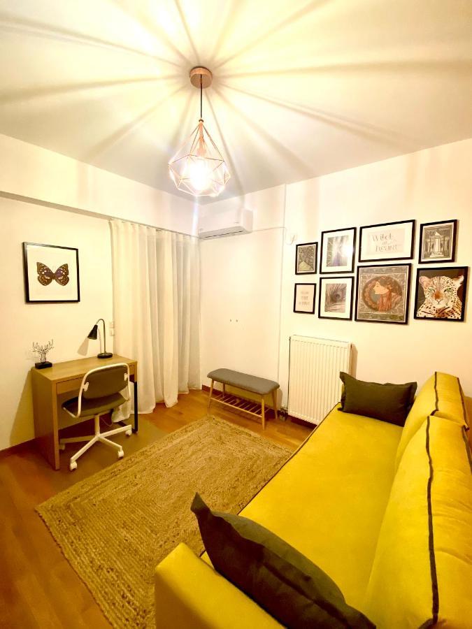 Little John Luxury Apartment ピレウス エクステリア 写真