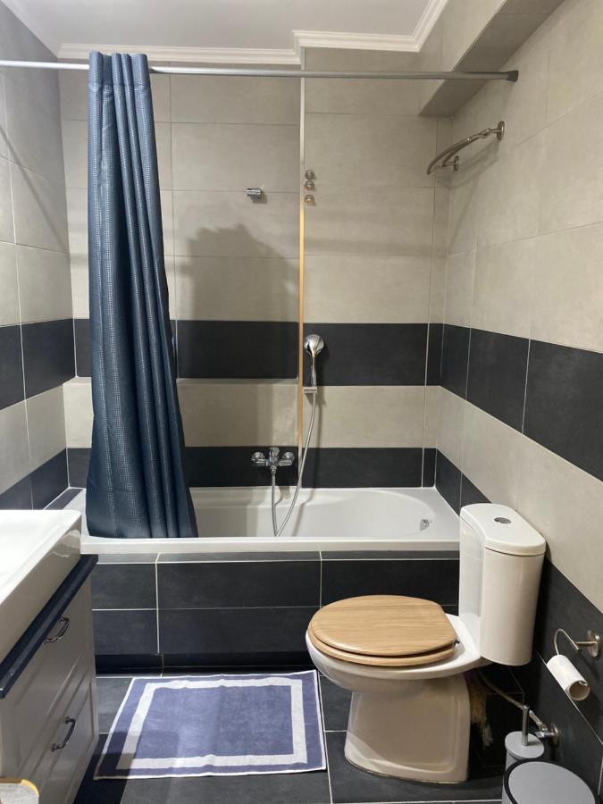 Little John Luxury Apartment ピレウス エクステリア 写真