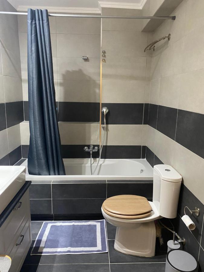 Little John Luxury Apartment ピレウス エクステリア 写真